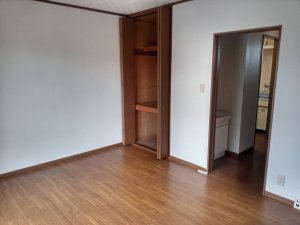 画像2: 【入居中】1K | 賃料共益費28,000円 | 駐車場込 | さつま町宮之城屋地 | サンライズ205号室【敷金0円 礼金0円】